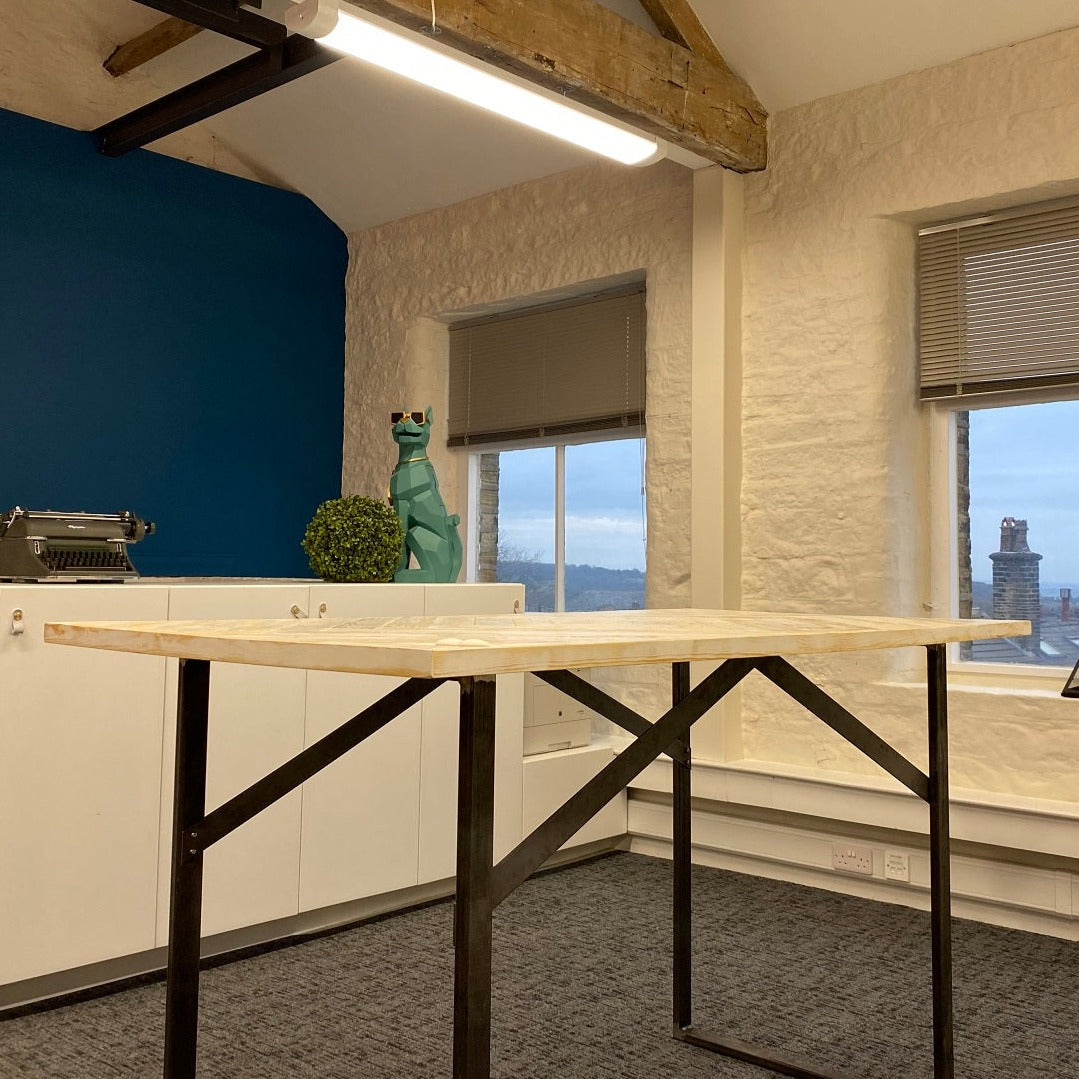Customisable Standing Desk