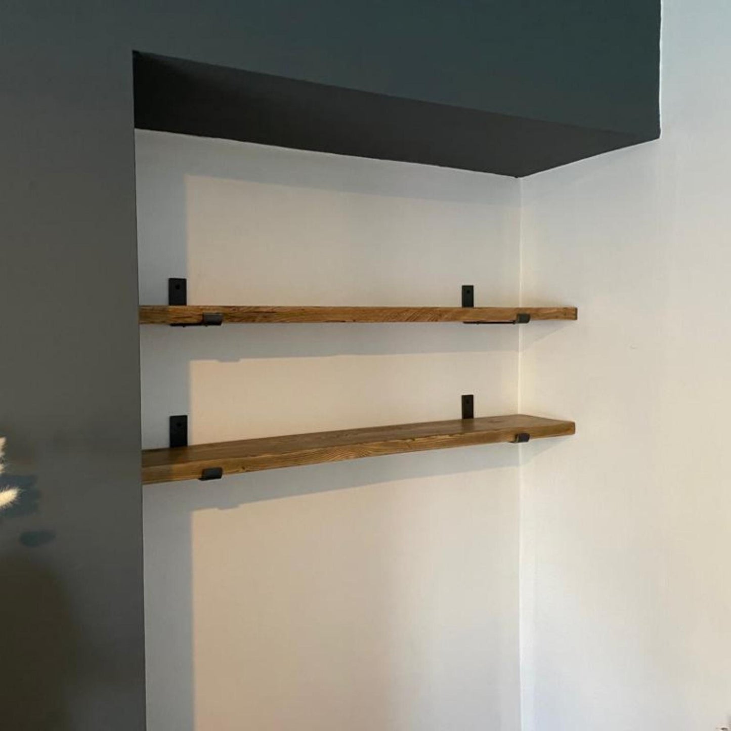 Made-To-Measure Alcove Shelving